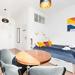 Aleja Wyzwolenia 14a By Homeprime Warszawa